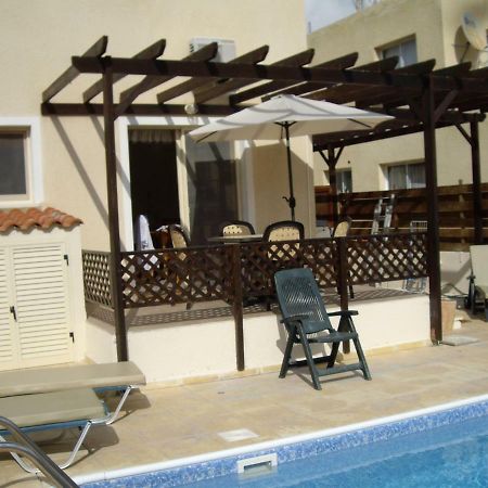 Frangipani Villa Paphos ภายนอก รูปภาพ
